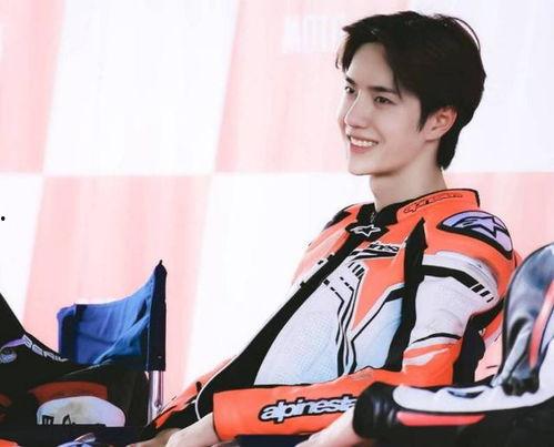 王一博吃瓜张天爱,揭秘娱乐圈幕后故事